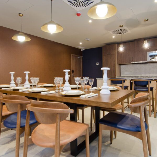 how-to-host-the-perfect-spanish-dinner-party