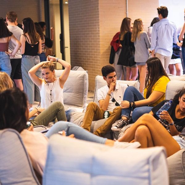 diferencia entre colegio mayor y residencia