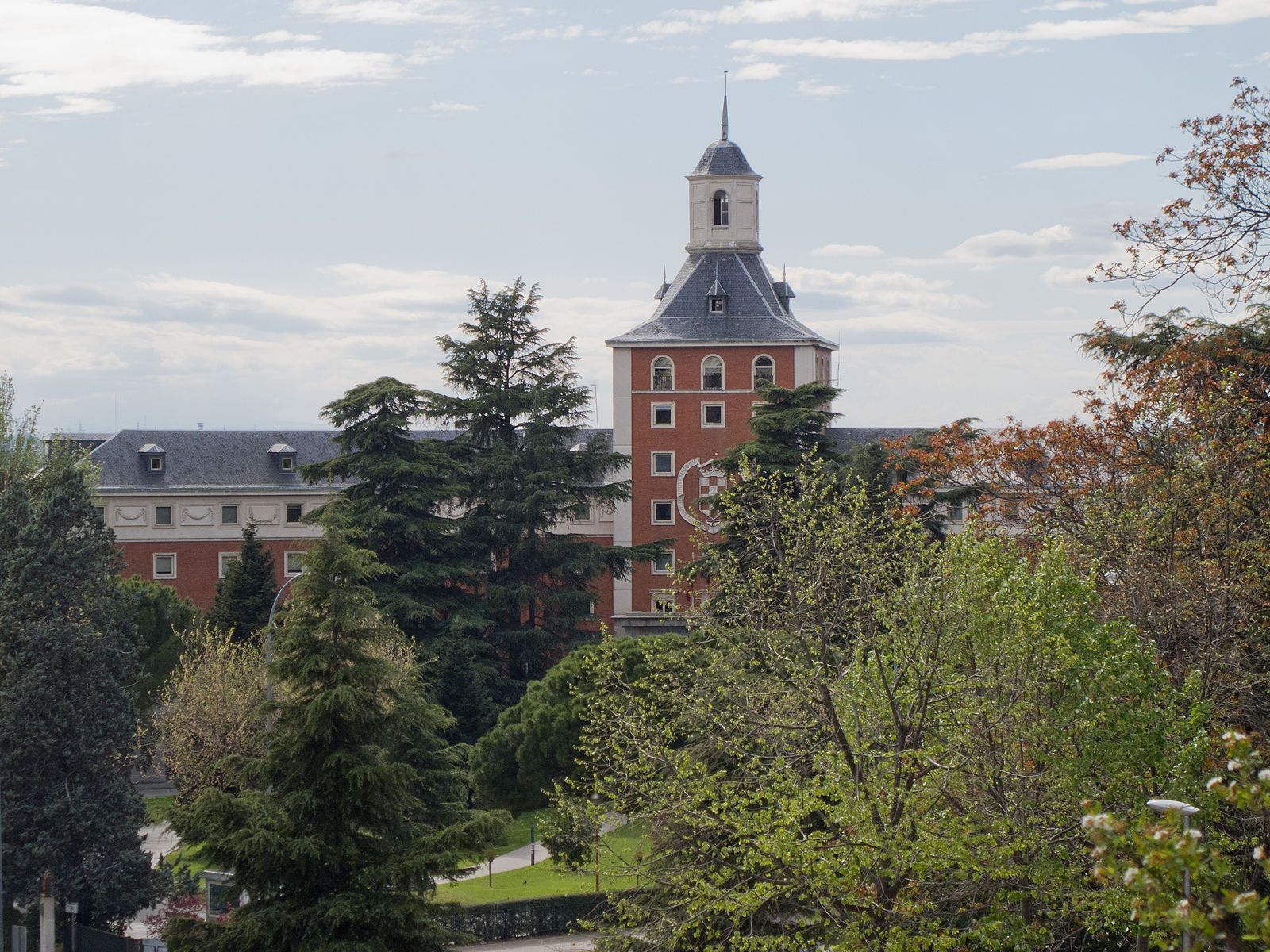 Universidad Complutense de Madrid by Carlos Delgado