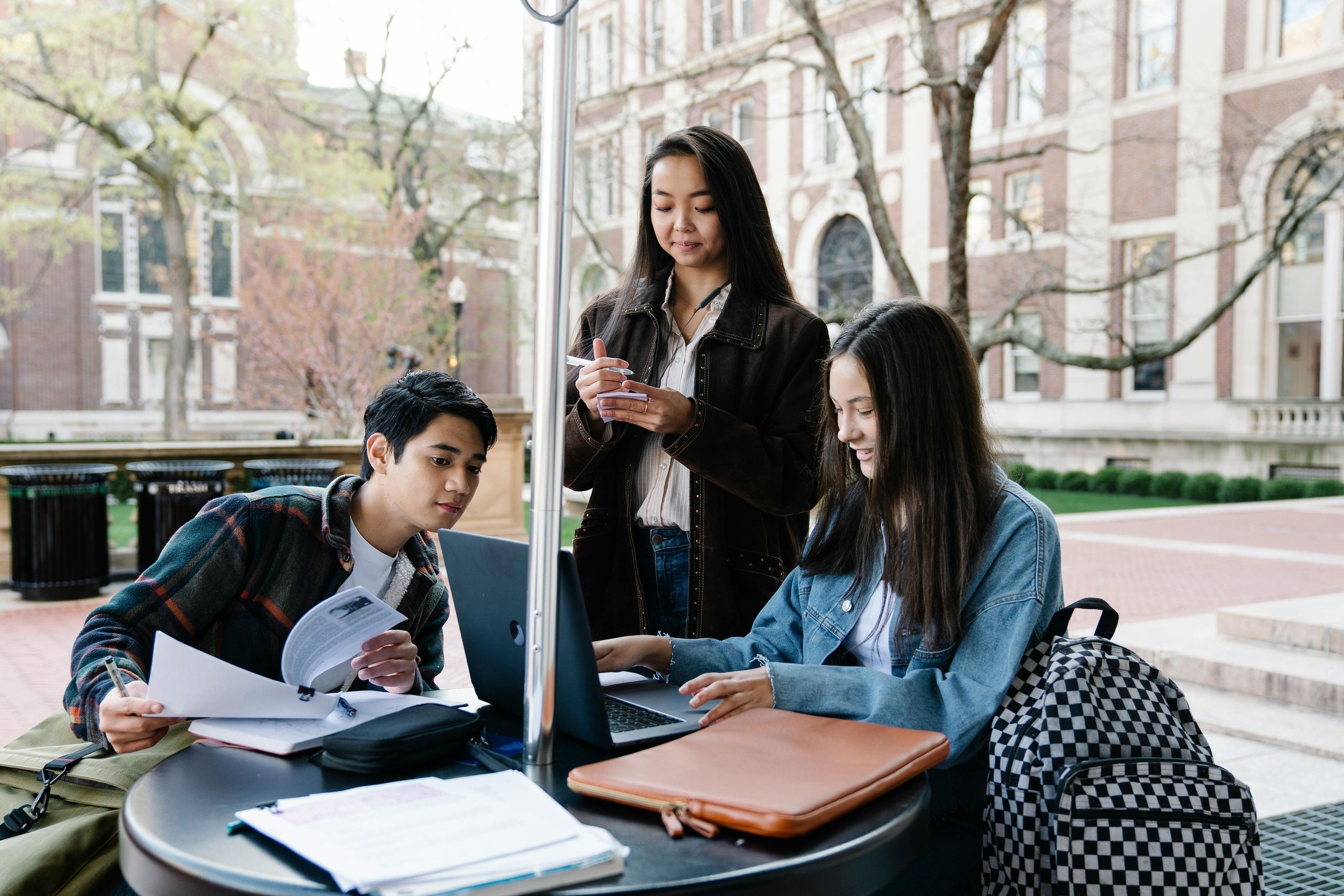 estudiar y trabajar en el extranjero