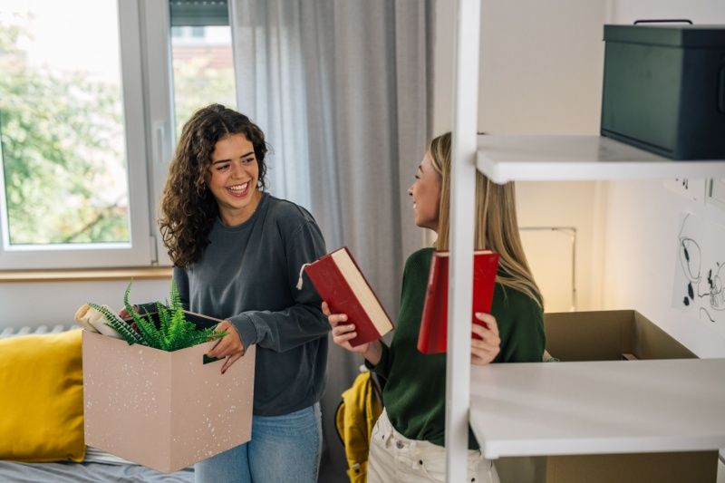 tips for living in a university residence collegiate 1